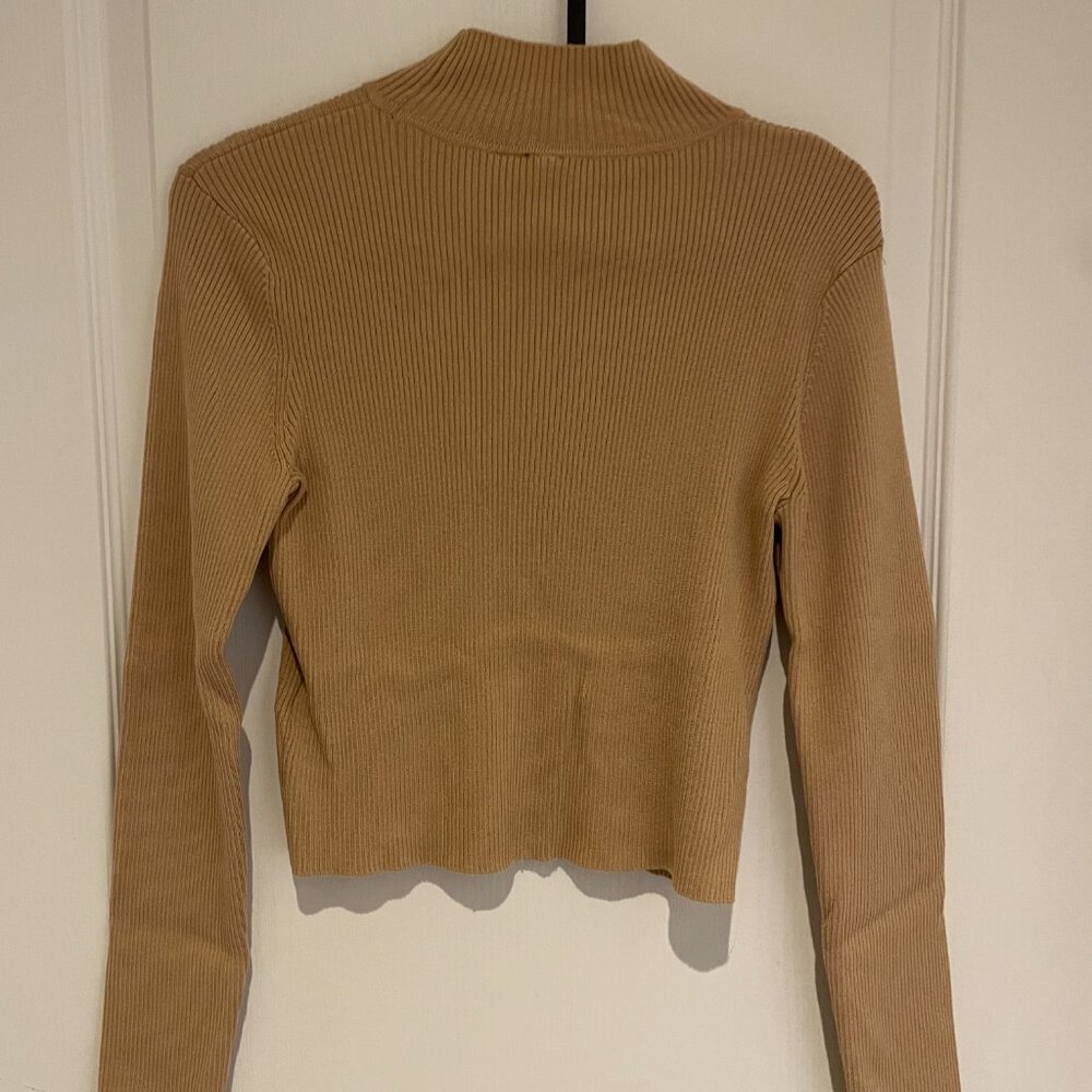 brown turtle neck - Picture 2 of 2